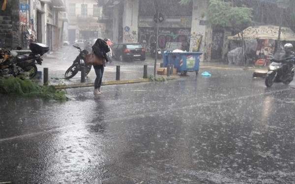 Μετά την "Αθηνά", έρχεται ο "Μπάλλος": Νέα έντονα καιρικά φαινόμενα από το βράδυ της Τετάρτης