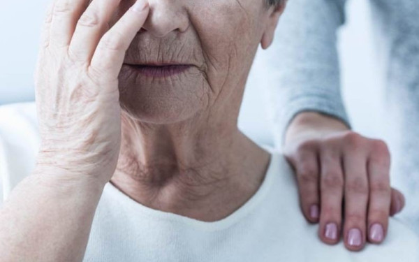 «Φροντίζω εσένα, φροντίζω εμένα»: Η Alzheimer Ελλάς αφιερώνει μία ημέρα στους ανθρώπους που φροντίζουν ασθενείς με άνοια «Φροντίζω εσένα, φροντίζω εμένα»: Η Alzheimer Ελλάς αφιερώνει μία ημέρα στους ανθρώπους που φροντίζουν ασθενείς με άνοια