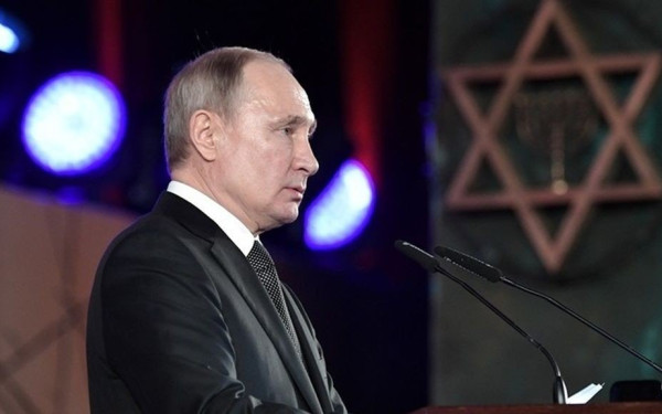 Και ο Πούτιν υπέρ της άρσης της πατέντας για τα εμβόλια