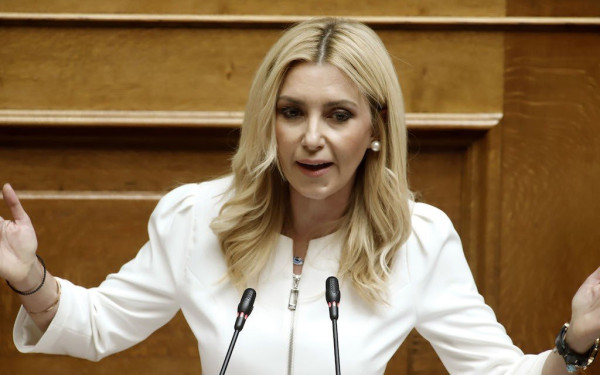 Φωτεινή Αραμπατζή: Θα καταψηφίσω το νομοσχέδιο για τα ομόφυλα ζευγάρια