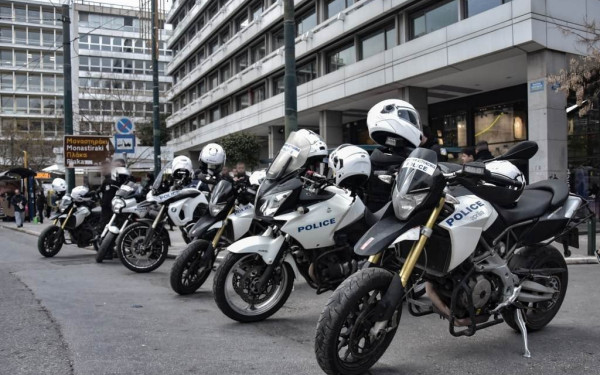 Θεσσαλονίκη: «Σκούπα» της Τροχαίας για παραβάσεις δικυκλιστών