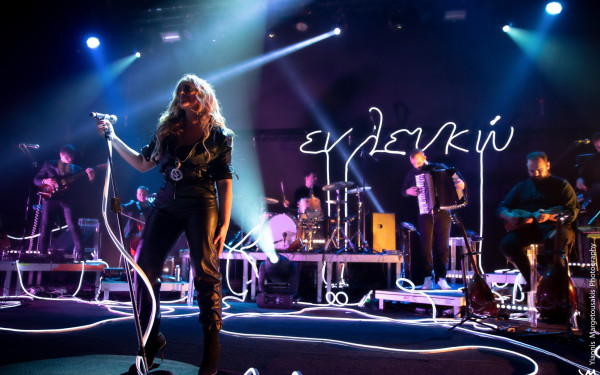 Νατάσα Μποφίλιου: Η απάντηση της στους επικριτές της για τη φωτογράφιση στο Λονδίνο (βίντεο)