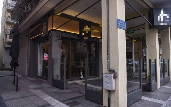 Αναζητείται ο εργαζόμενος που σκότωσε τον καταστηματάρχη στη Β. Όλγας