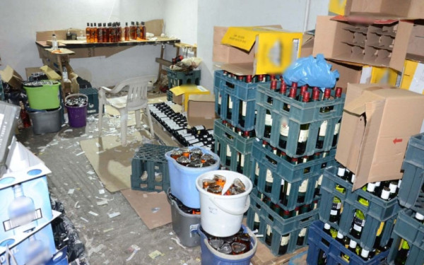 Εξαρθρώθηκε εγκληματική οργάνωση που εισήγαγε ποτά «μπόμπες» από τη Βουλγαρία - «Ζαλίζουν» τα κέρδη τους