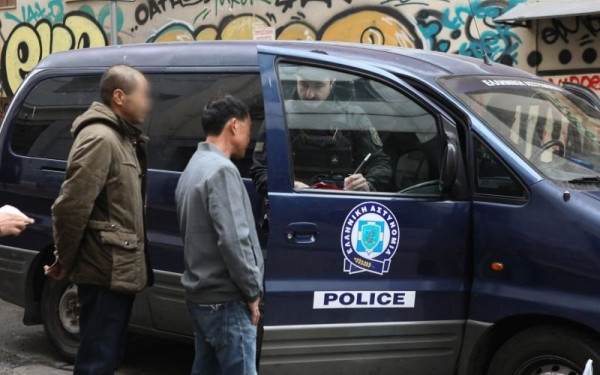 Μεγάλη αστυνομική επιχείρηση στην πλατεία Ομονοίας	