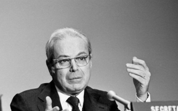 Απεβίωσε στα 100 του χρόνια ο πρώην γγ του ΟΗΕ Χαβιέρ Πέρες δε Κουέγιαρ