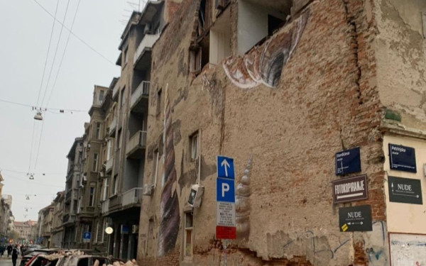 Την αλληλεγγύη της Ελλάδας στη σεισμόπληκτη Κροατία εξέφρασε ο Ν. Δένδιας