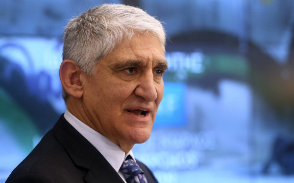 «Την Παρασκευή κάναμε την κηδεία του πατέρα μου και το Σάββατο έπαιξα για εκείνον»: Συγκινεί ο Παναγιώτης Γιαννάκης (βίντεο)