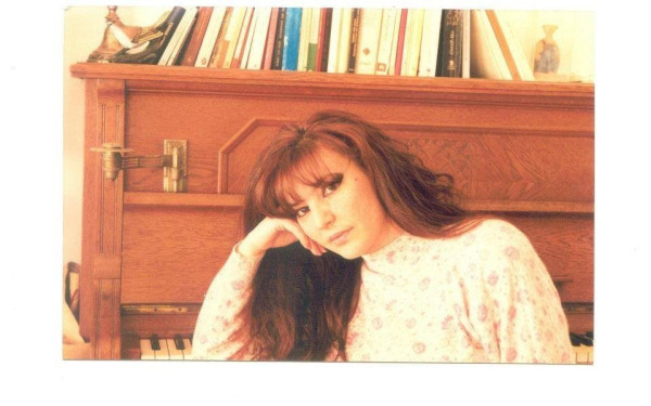 Η σοκολάτα. Της Κατερίνας Καριζώνη