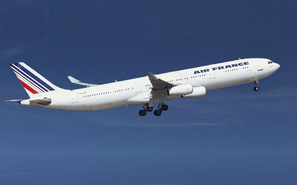 Γαλλία: Σχέδιο ύψους 7 δισ. ευρώ για τη στήριξη της Air France-KLM