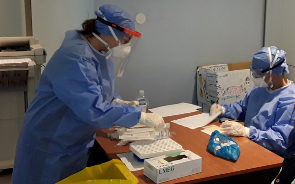 Ερώτηση για τυχόν παράλληλο σύστημα καταγραφής κρουσμάτων κατέθεσε ο Γ. Βαρουφάκης στη Βουλή