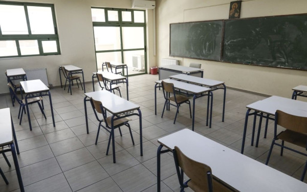 Θεσσαλονίκη: Δεκαεξάχρονος έκλεψε χρήματα κι ένα θερμόμετρο από δημοτικό σχολείο	