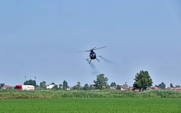 Ψεκασμοί κατά των κουνουπιών στους ορυζώνες της Θεσσαλονίκης και της Ημαθίας