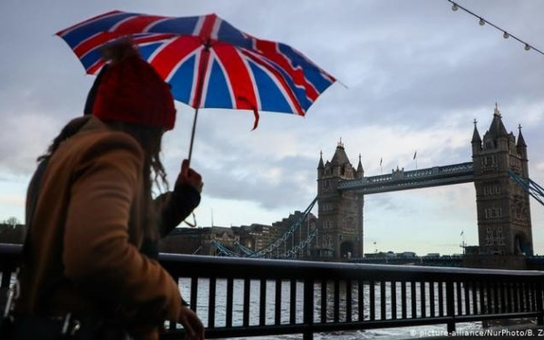 Βρετανία: Βουλευτής των Συντηρητικών συνελήφθη για βιασμό