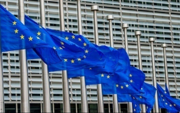 Επικρίσεις δέχεται η ΕΕ - Πρότεινε χαλάρωση των κανόνων για την απέλαση αιτούντων άσυλο Επικρίσεις δέχεται η ΕΕ - Πρότεινε χαλάρωση των κανόνων για την απέλαση αιτούντων άσυλο