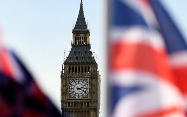 Βρετανία: Υπουργός παραδέχτηκε ότι «αγνοούνται» 200 ασυνόδευτοι ανήλικοι μετανάστες