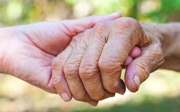 Θεσσαλονίκη: Η άνοια είναι μία αδιάγνωστη ασθένεια στο 75% των περιστατικών - Ενημερωτική εκδήλωση για την Παγκόσμια Ημέρα Alzheimer