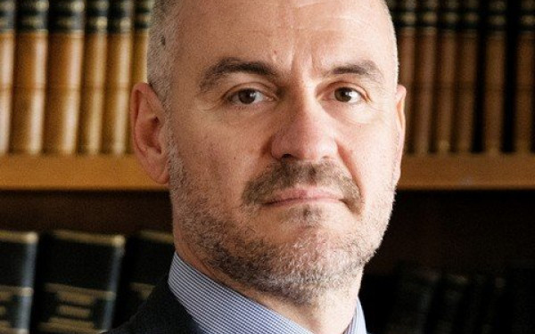 Αλλαγή σκυτάλης στον ΣΒΕ