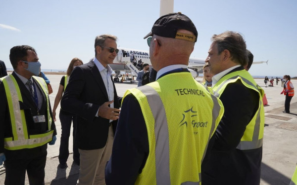 Κ. Μητσοτάκης από Σαντορίνη: Έτοιμοι να καλωσορίσουμε τους τουρίστες (βίντεο & φωτ.)