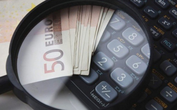 Νομοσχέδιο ΥΠΟΙΚ: Τι θα ισχύσει για κάθε παρέμβαση - Ποιοι κερδίζουν ως 240 ευρώ