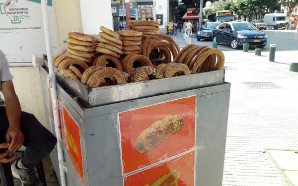 Κρίση και για το κουλούρι Θεσσαλονίκης λόγω κορονοϊού (Φωτ.)