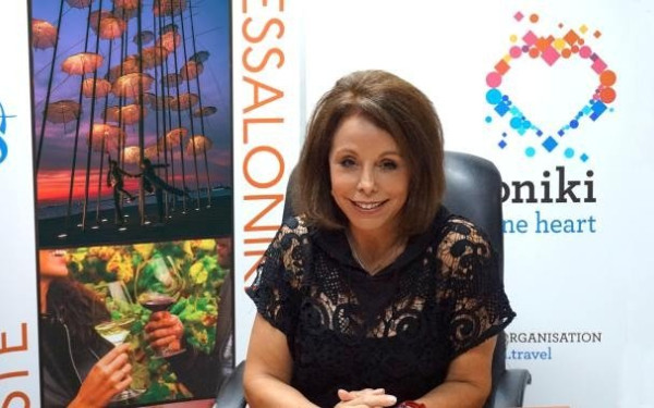 Βούλα Πατουλίδου vs Μπόρις Τζόνσον για τα Γλυπτά του Παρθενώνα