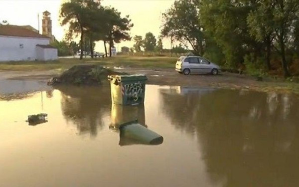  Κακοκαιρία «Θάλεια»: 78 χιλιοστά βροχής σε 3,5 ώρες  στον Λαγκαδά - Σε επιφυλακή η ΠΚΜ