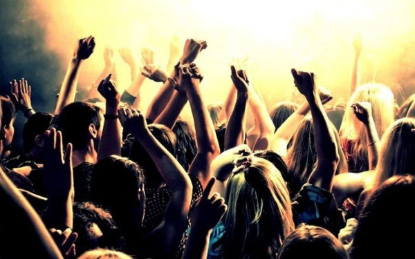 Yπόθεση 24χρονης: «Eμπλοκή ταξιδιωτικού πρακτορείου – “Ψάρευαν” κορίτσια από σχολικές εκδρομές»  