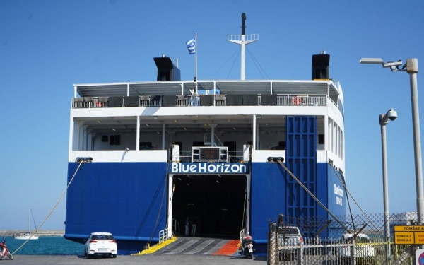 Στην εισαγγελία θα οδηγηθούν τα τέσσερα μέλη του πληρώματος του Blue Horizon