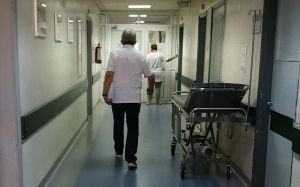 Εξαδάκτυλος-Καπραβέλος κρούουν τον κώδωνα του κινδύνου εν όψει εορτών-«Δεν τελείωσε το δεύτερο κύμα» (βίντεο)