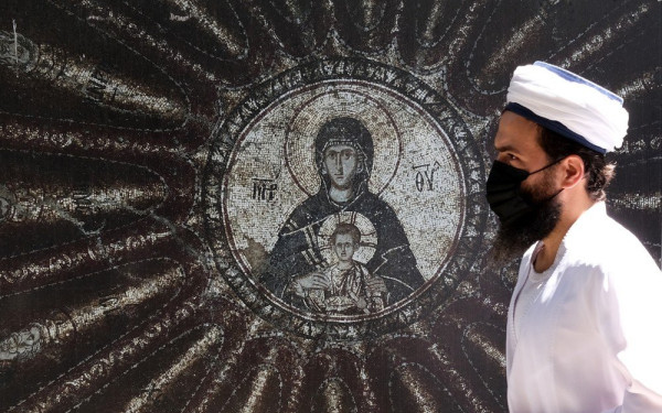 Ο Σύλλογος Ελλήνων Αρχαιολόγων απαντά για τη μετατροπή της Μονής της Χώρας σε τέμενος