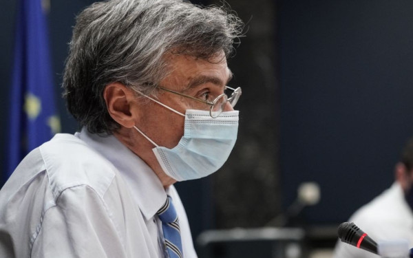 Τσιόδρας στην Ειδική Επιτροπή του ΕΚ για την Covid: Η πανδημία είναι εδώ για να μείνει 