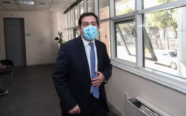 Επίσκεψη Μηταράκη στις δομές φιλοξενίας Αλεξάνδρειας, Βέροιας και Κάτω Μηλιά