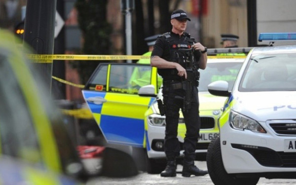 Βρετανία:  Λήξη συναγερμού με ύποπτο αντικείμενο μέσα σε λεωφορείο στο Μάντσεστερ 