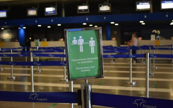 ΗΠΑ: Παράτησε την εγγονή της σε αεροδρόμιο για να προλάβει την πτήση της