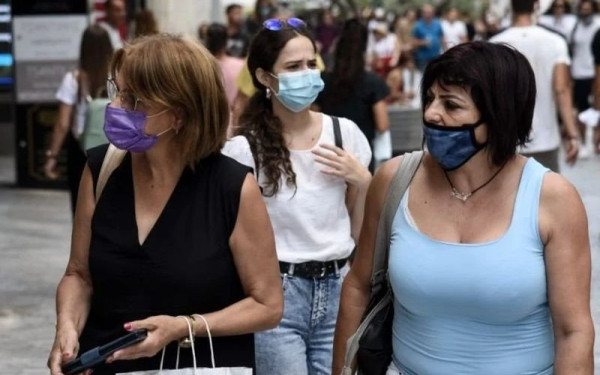 Ιατρικός Σύλλογος Θεσσαλονίκης: Καμπανάκι για τη συνεχή αύξηση κρουσμάτων κορονοϊού - Έκκληση να φοράμε μάσκες