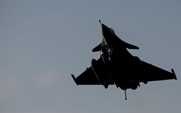 H Ινδονησία σχεδιάζει να παραγγείλει περισσότερα γαλλικά όπλα - Στη λίστα Rafale, υποβρύχια και φρεγάτες