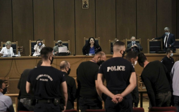 Δίκη Χρυσής Αυγής: Ποιες ποινές προβλέπονται για την ένταξη και τη διεύθυνση εγκληματικής οργάνωσης