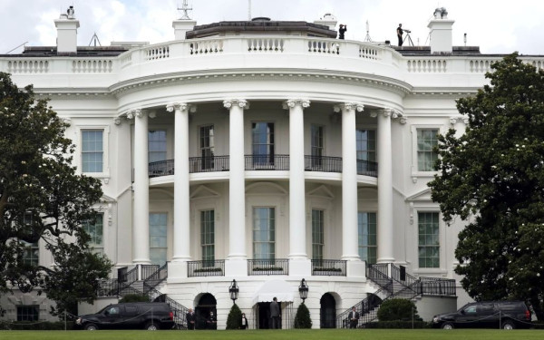 Ο Τραμπ ζήτησε από Ευρωπαίους ηγέτες να σταματήσουν να αγοράζουν ρωσικό πετρέλαιο Ο Τραμπ ζήτησε από Ευρωπαίους ηγέτες να σταματήσουν να αγοράζουν ρωσικό πετρέλαιο