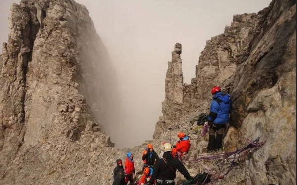 Τραγωδία στον Όλυμπο: Νεκρή αλλοδαπή ορειβάτισσα σε δύσβατο σημείο