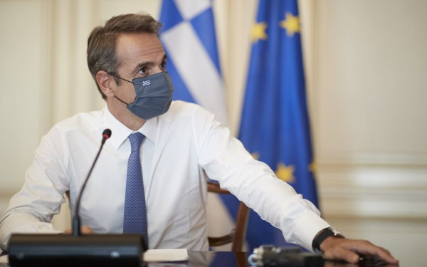 Μητσοτάκης σε ένοπλες δυνάμεις: Ένα μεγάλο ευχαριστώ που με αυταπάρνηση υπηρετείτε την πατρίδα