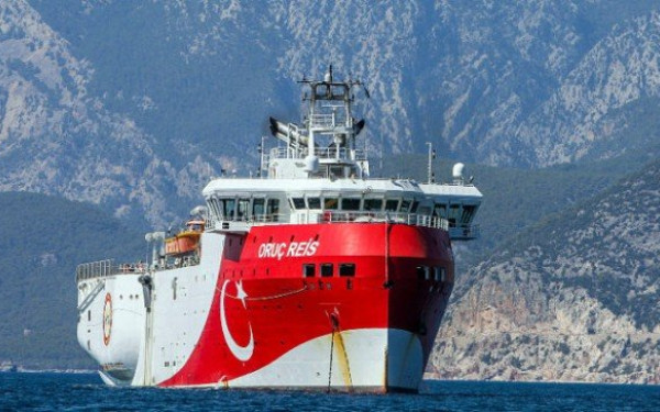 Ελληνοτουρκική κρίση: Με ανθυποβρυχιακά συστήματα εξοπλίζουν το Oruc Reis οι Τούρκοι