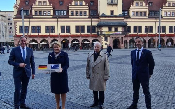 Επίσκεψη Ζέρβα στη Λειψία – Το μήνυμά του στο "Χρυσό Βιβλίο" της γερμανικής πόλης