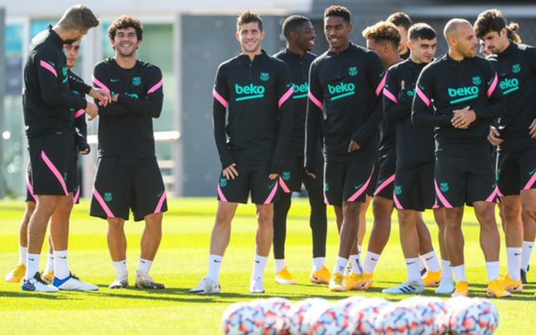 Aκραία μέτρα από την Μπαρτσελόνα για το ταξίδι στο Κίεβο