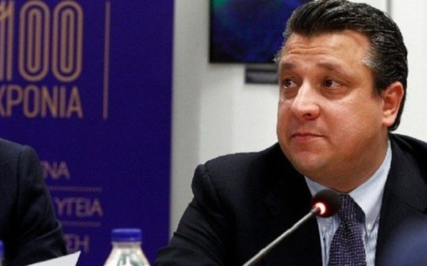 M. Δερμιτζάκης για μετάλλαξη: Εμβολιασμός γρήγορα στις περιοχές με χαμηλό ιικό φορτίο