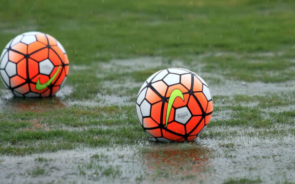 Η Football League στέλνει υγειονομικό πρωτόκολλο και ζητάει να ξεκινήσει το πρωτάθλημα