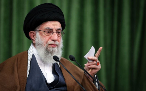 Ο ανώτατος θρησκευτικός ηγέτης του Ιράν απένειμε χάρη σε δεκάδες χιλιάδες φυλακισμένους 