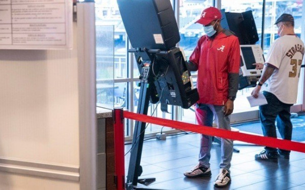 Αμερικανικές Εκλογές: Υπέρ της μεταρρύθμισης της νομοθεσίας για τα ναρκωτικά ψηφοφόροι σε Ουάσινγκτον και Νιού Τζέρζι