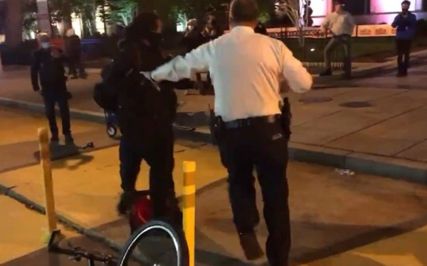 Εκλογές ΗΠΑ: Έκρυθμη η κατάσταση στην πρωτεύουσα και πολλές πόλεις (Βίντεο)