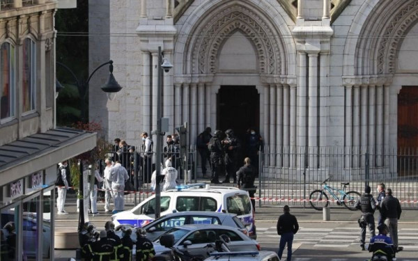 Παγκόσμια κατακραυγή για την αιματηρή επίθεση στη Νίκαια της Γαλλίας